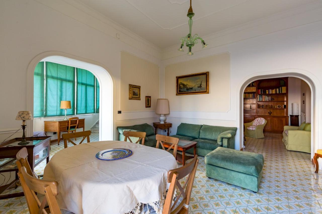 Villa Paola - Hidden Panoramic Garden And Terraces By Napoliapartments Luaran gambar