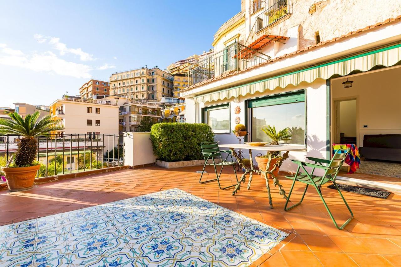 Villa Paola - Hidden Panoramic Garden And Terraces By Napoliapartments Luaran gambar