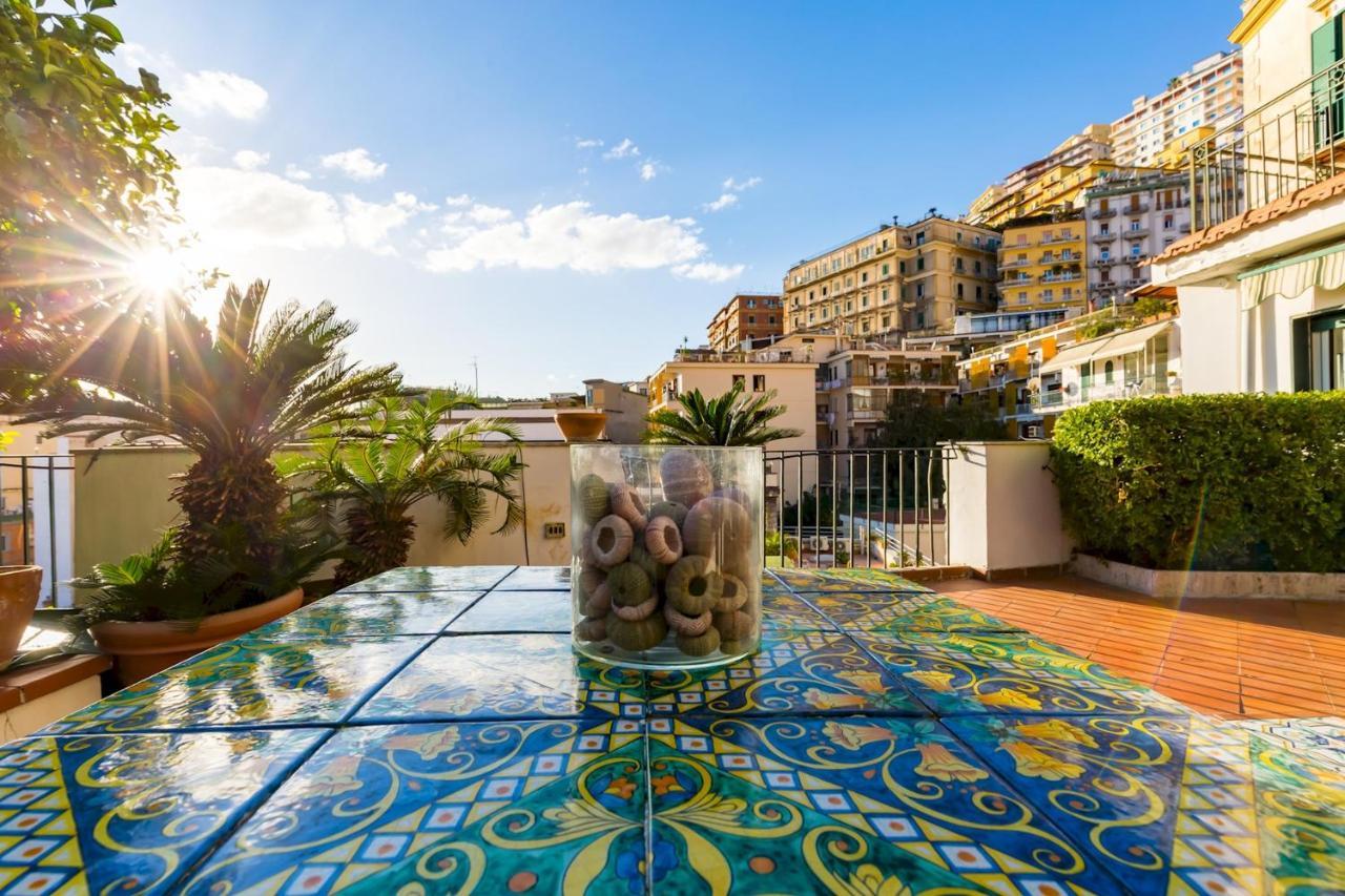 Villa Paola - Hidden Panoramic Garden And Terraces By Napoliapartments Luaran gambar