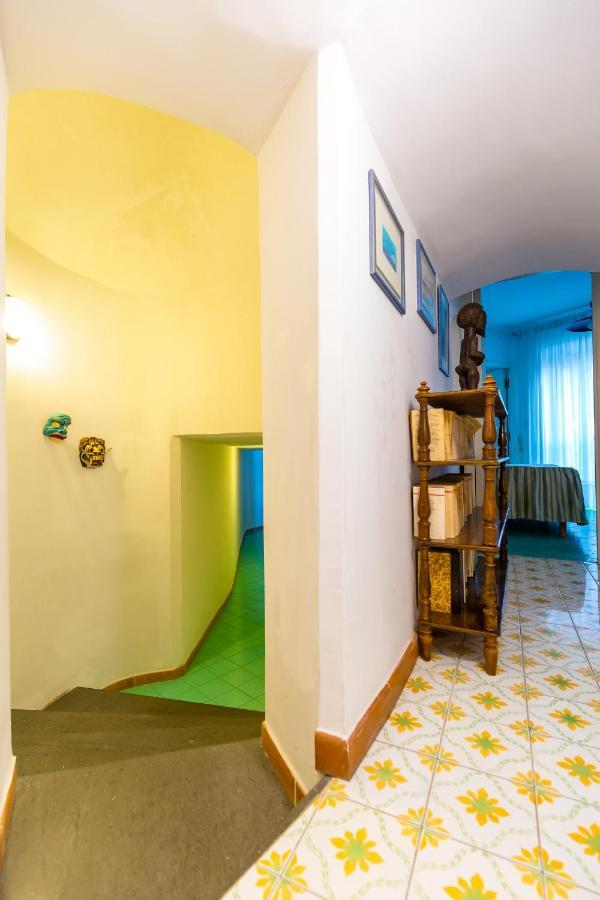 Villa Paola - Hidden Panoramic Garden And Terraces By Napoliapartments Luaran gambar